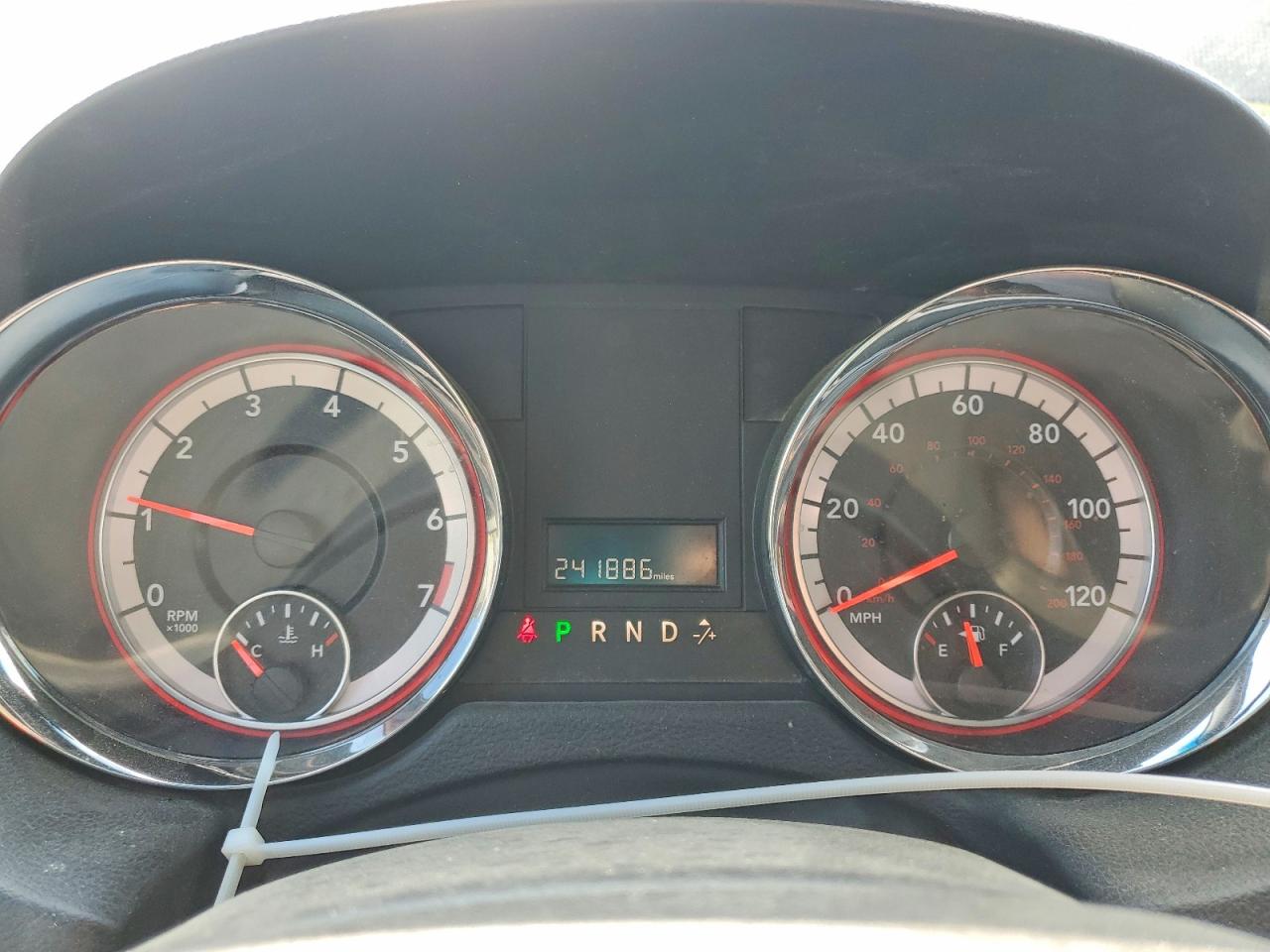 Dodge Caravan Sxt
