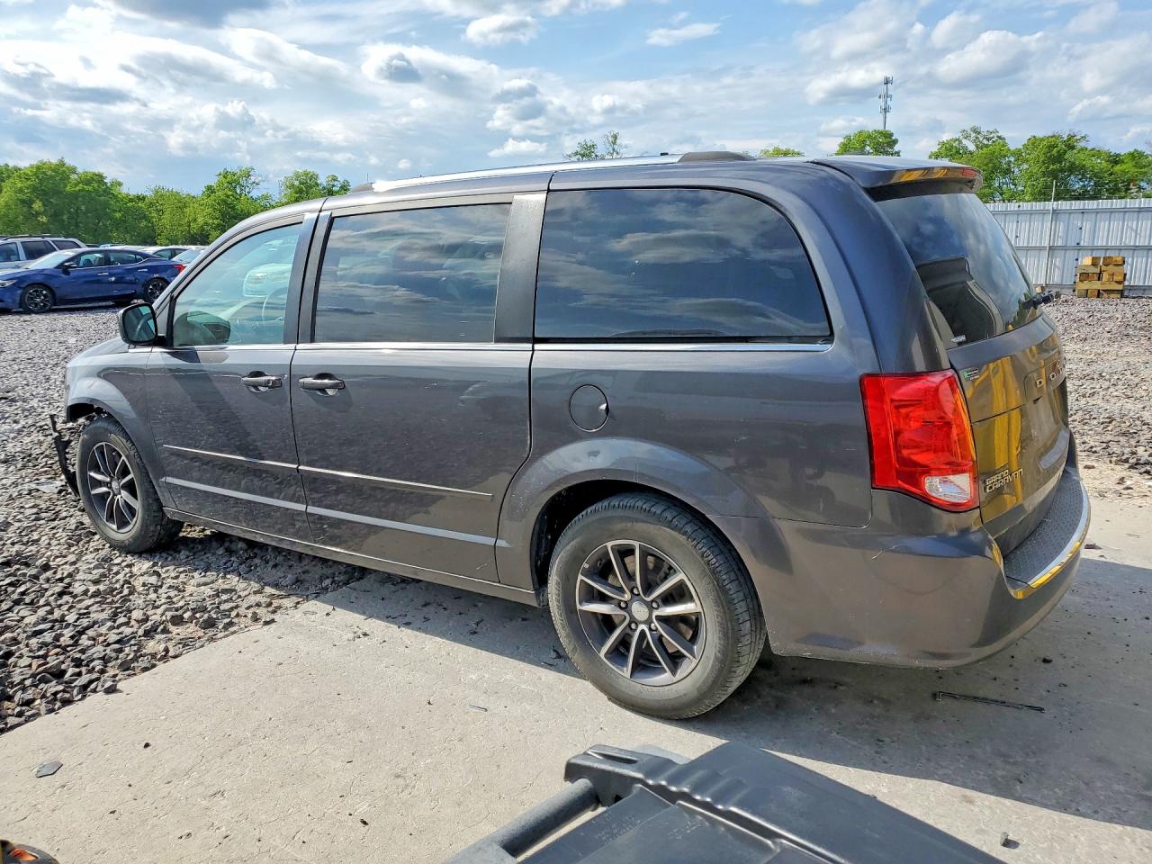 Dodge Caravan Sxt