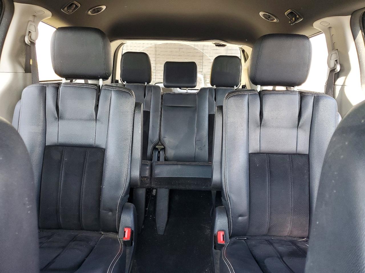 Dodge Caravan Sxt
