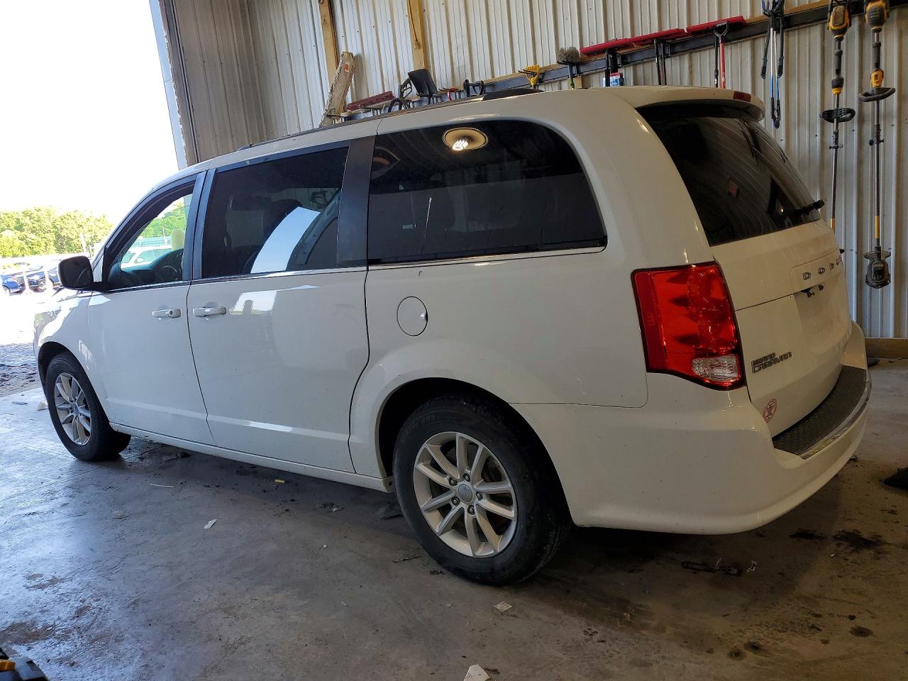 Dodge Caravan Sxt