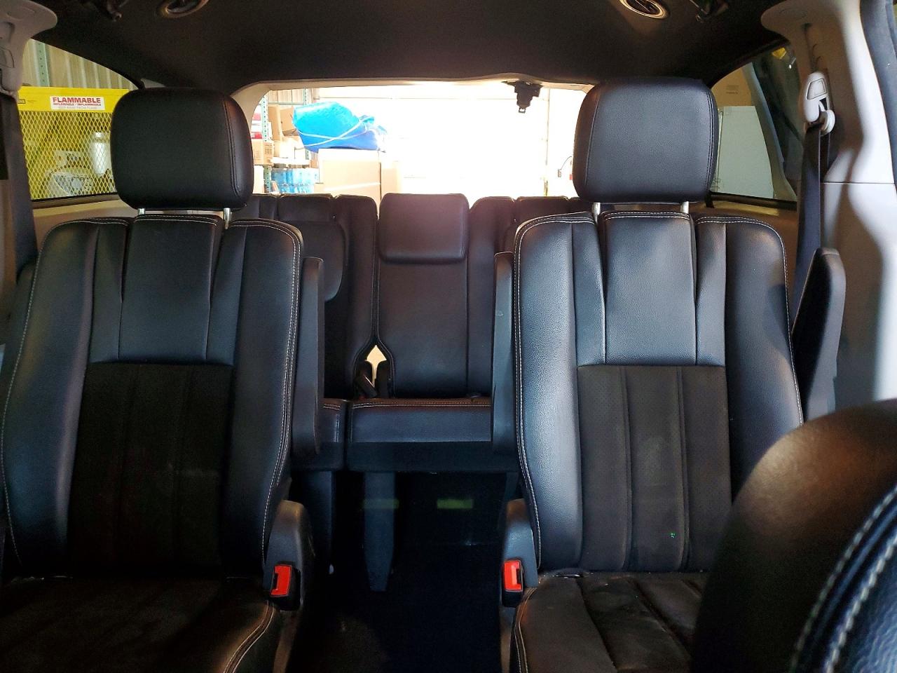 Dodge Caravan Sxt
