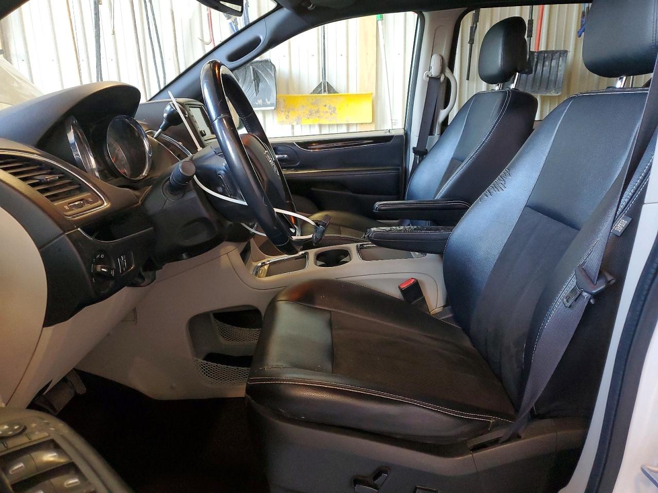 Dodge Caravan Sxt