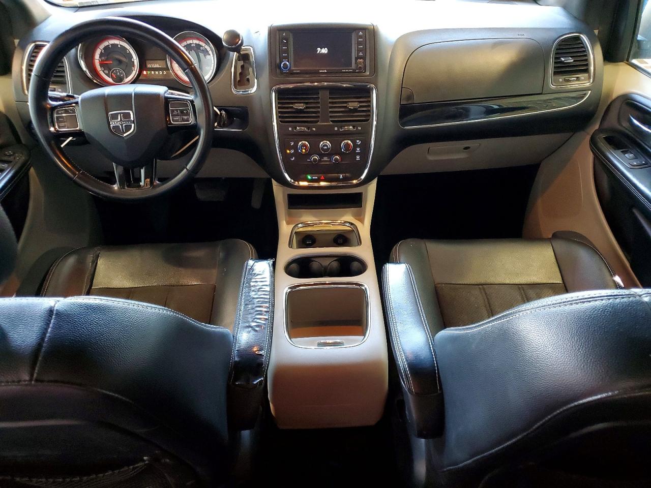 Dodge Caravan Sxt