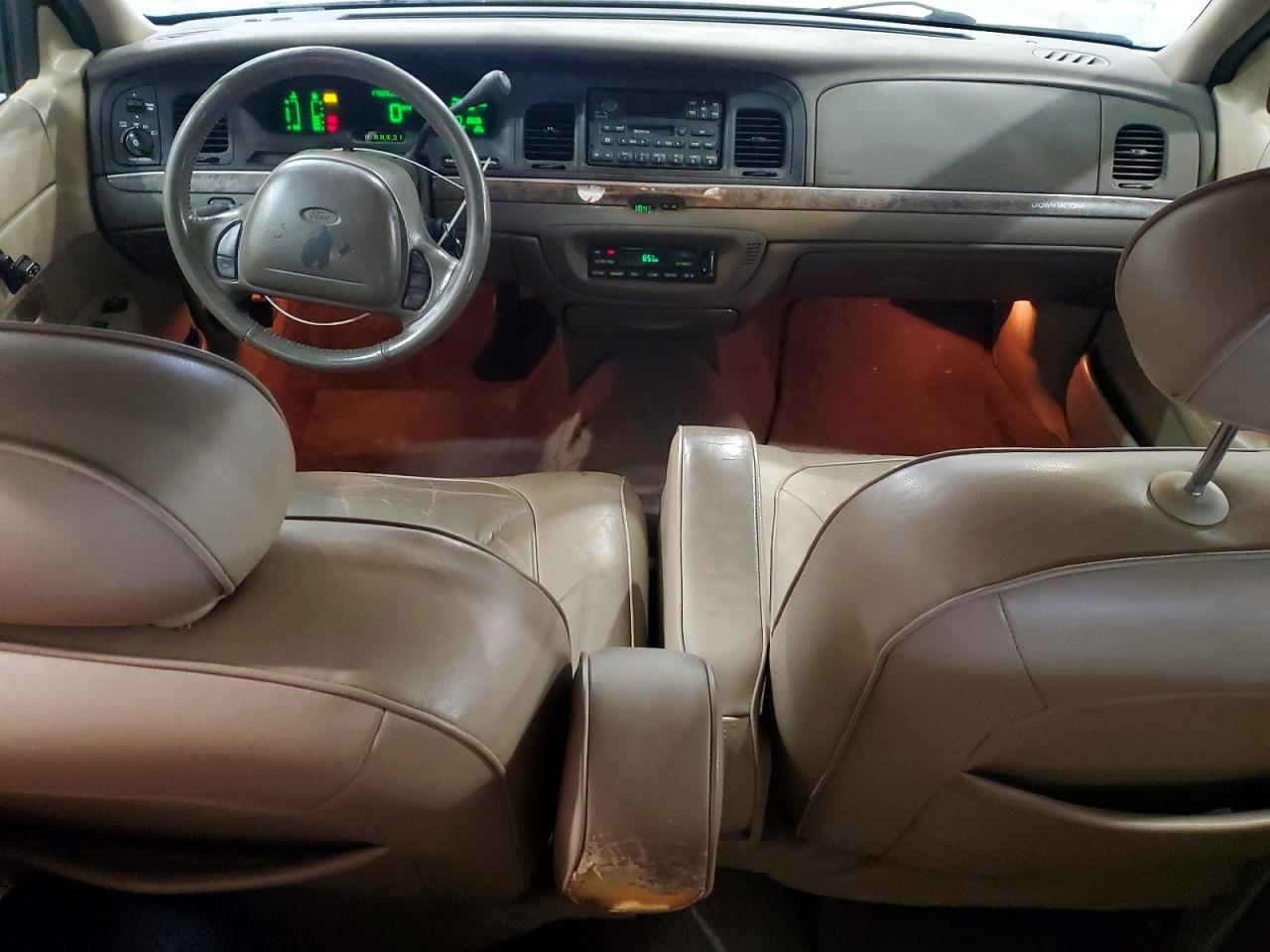 Ford Crown Vic Lx
