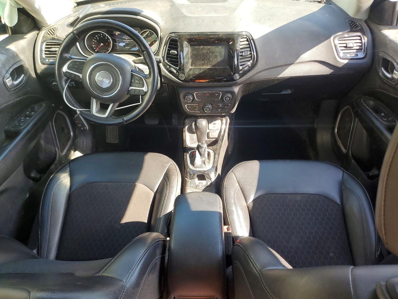 Jeep Compass Latitude