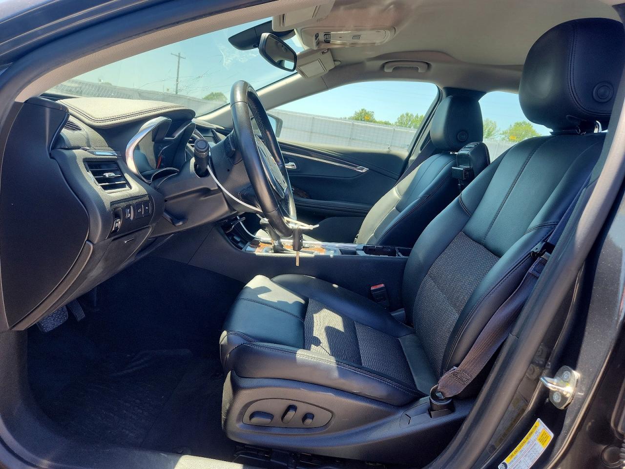 Chevrolet Impala Lt