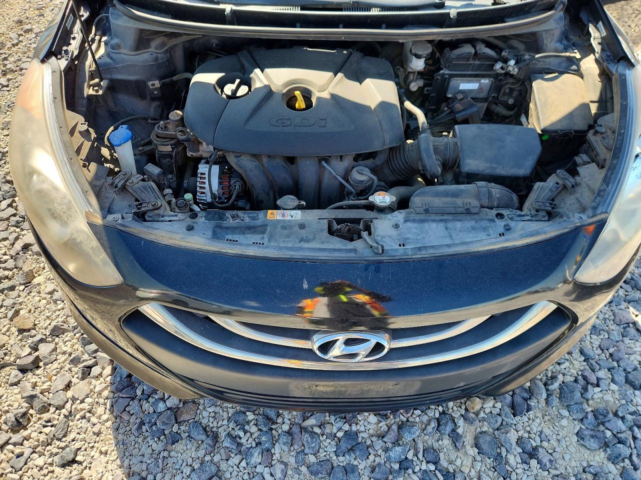 Hyundai ELANTRA Base