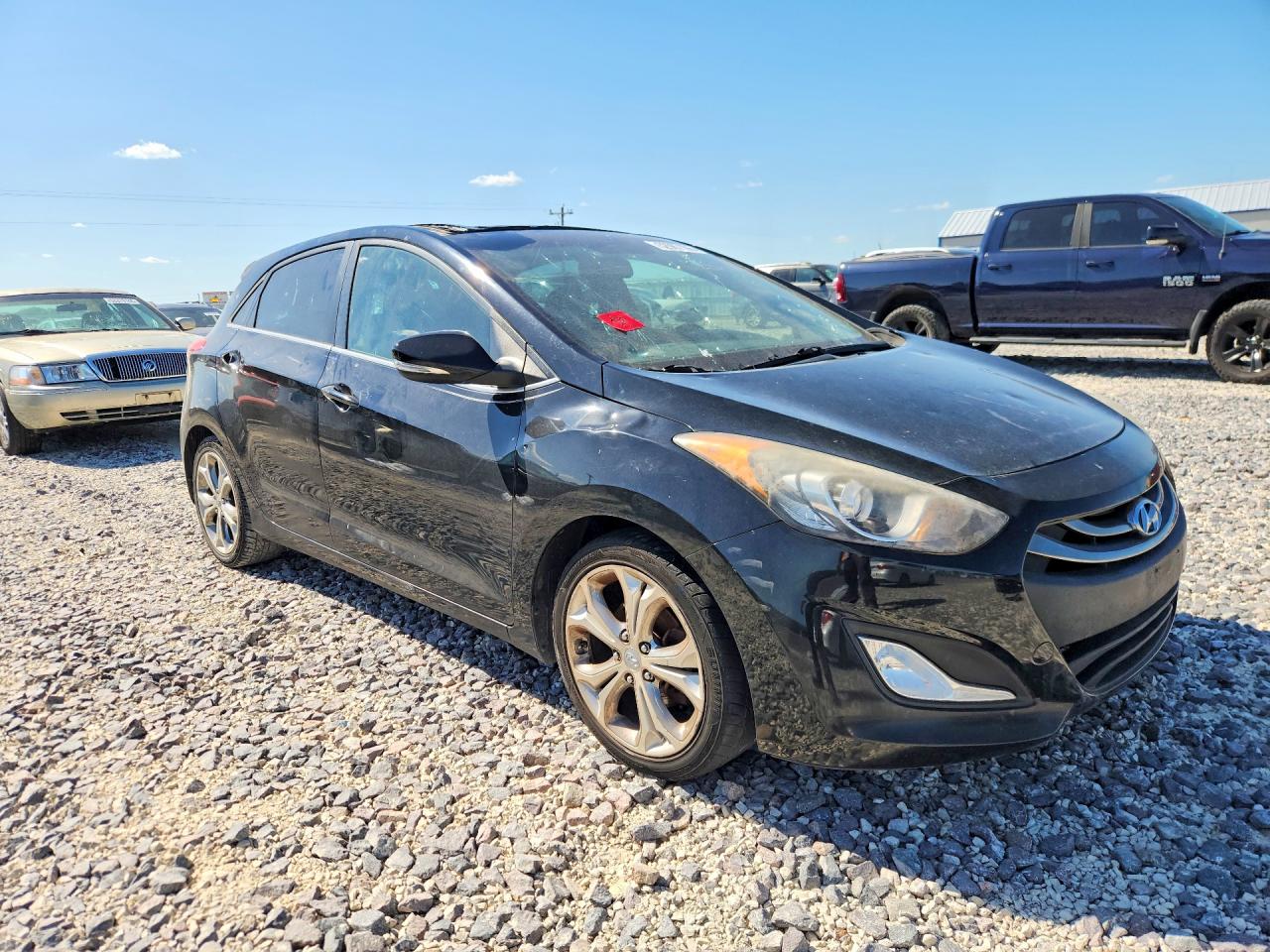 Hyundai ELANTRA Base
