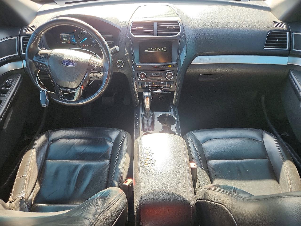 Ford Explorer Xlt
