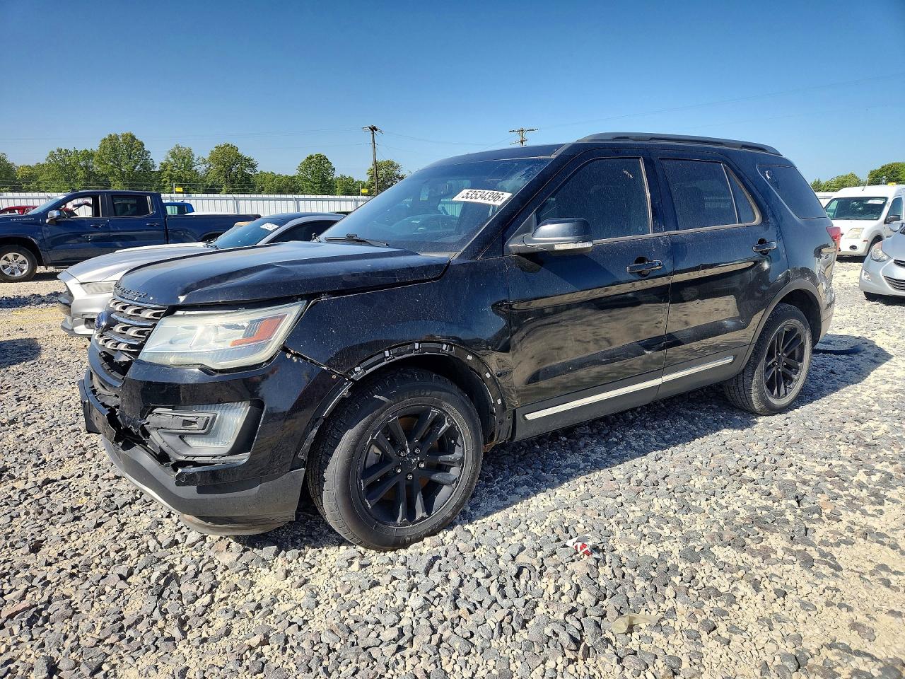Salvage Ford Explorer Image