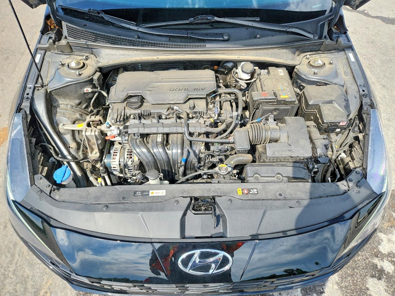 Hyundai ELANTRA Sel