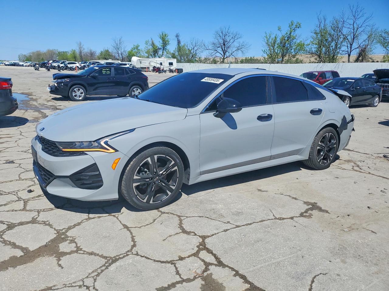 Salvage Kia K5 Image