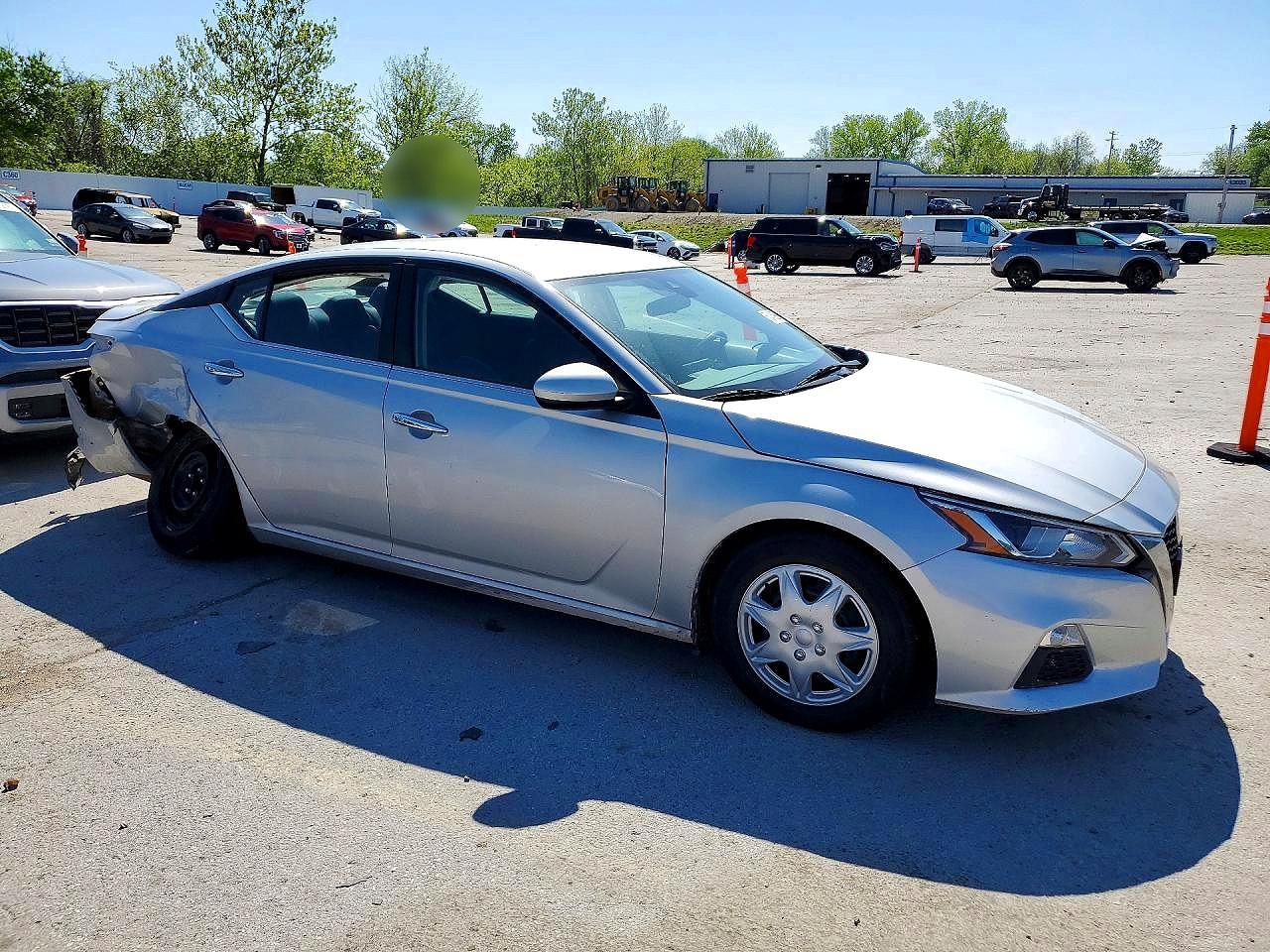 Nissan Altima S