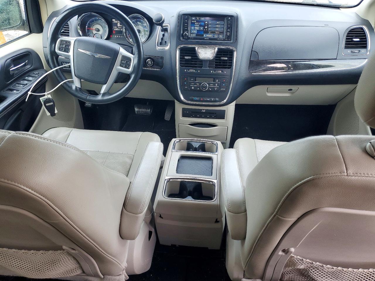 Chrysler Minivan Touring L