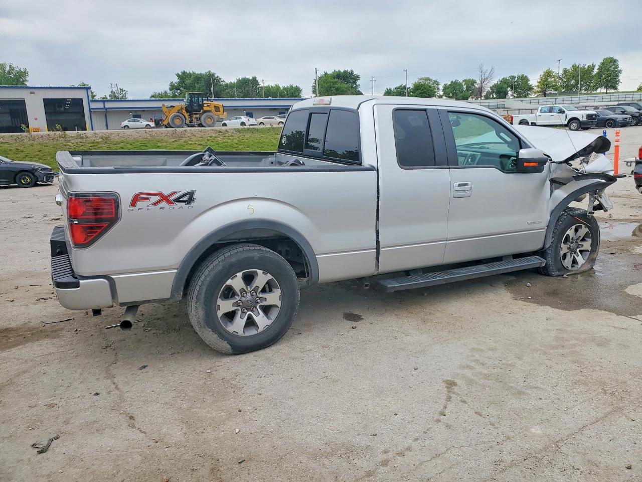 Ford F-150 Super Cab