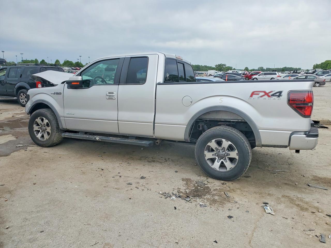 Ford F-150 Super Cab
