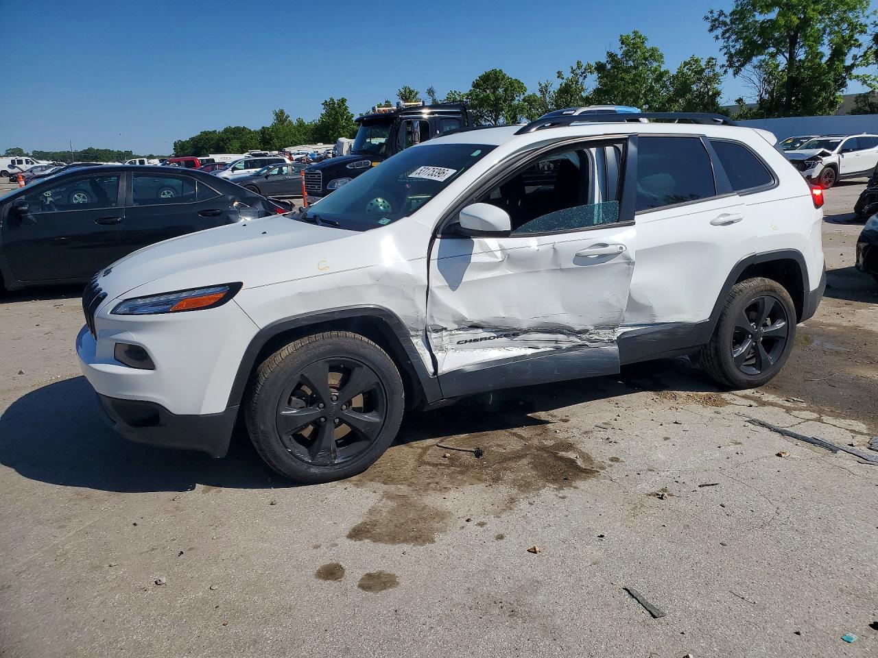 Salvage Jeep Cherokee Image