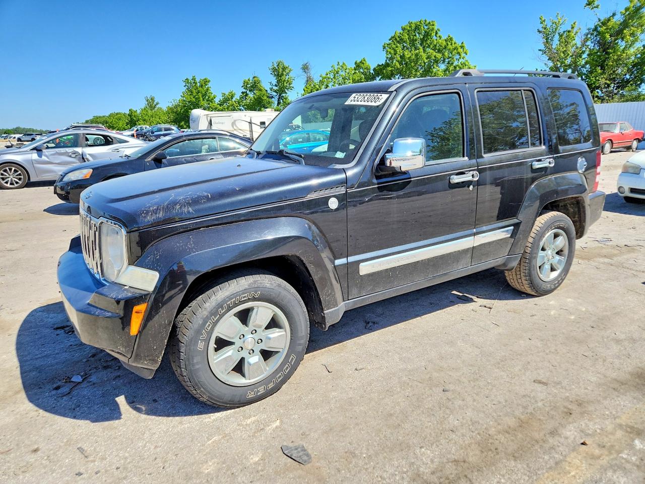 Salvage Jeep Liberty Image