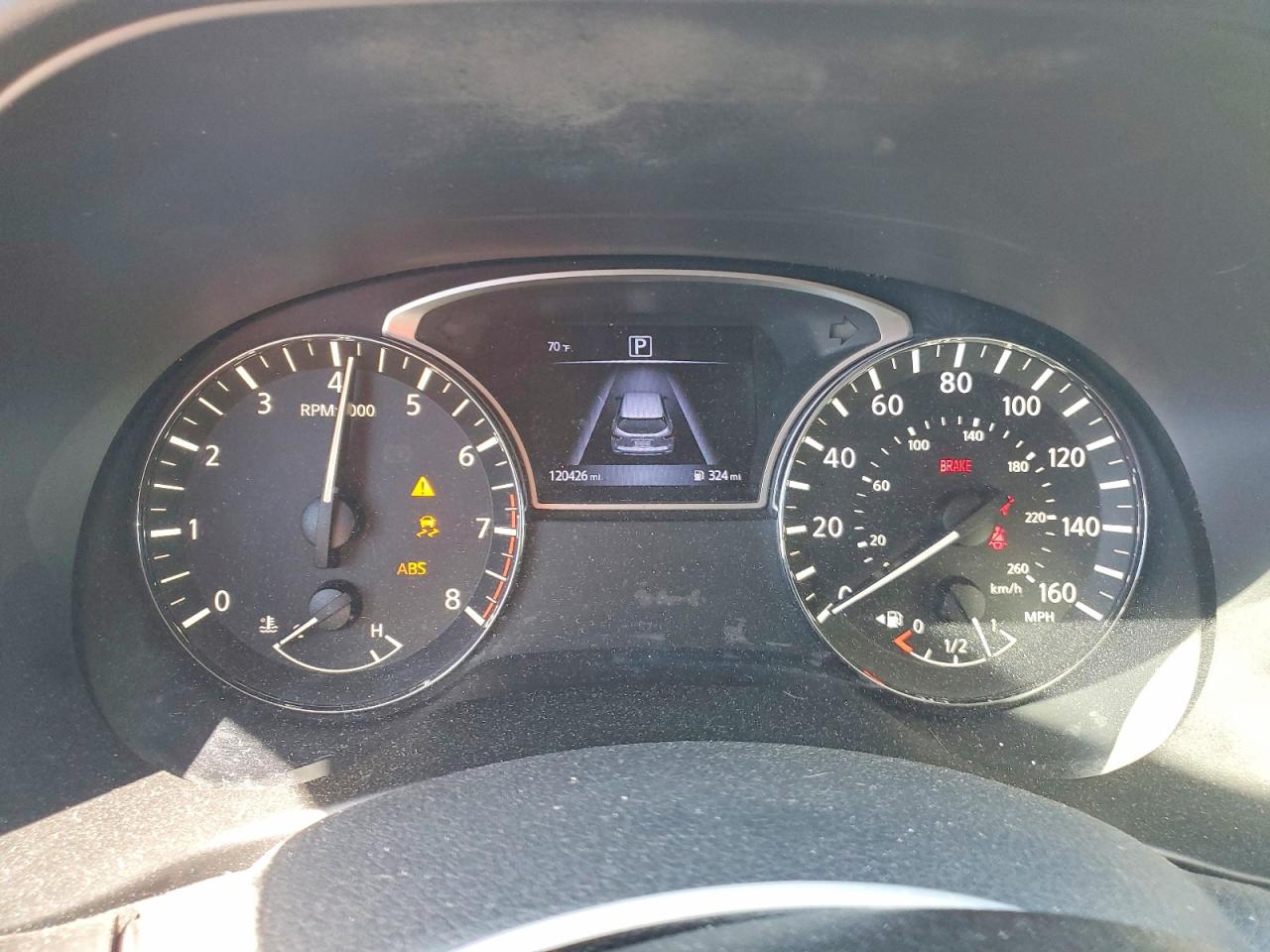 Nissan Pathfinder S