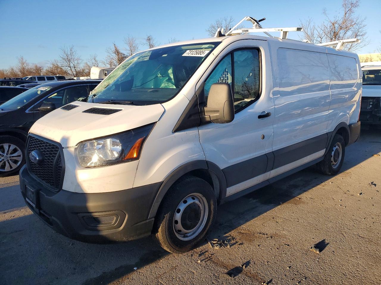 Salvage Ford Transit Image