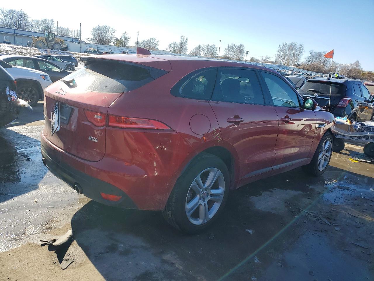 Jaguar F-PACE R - Sport