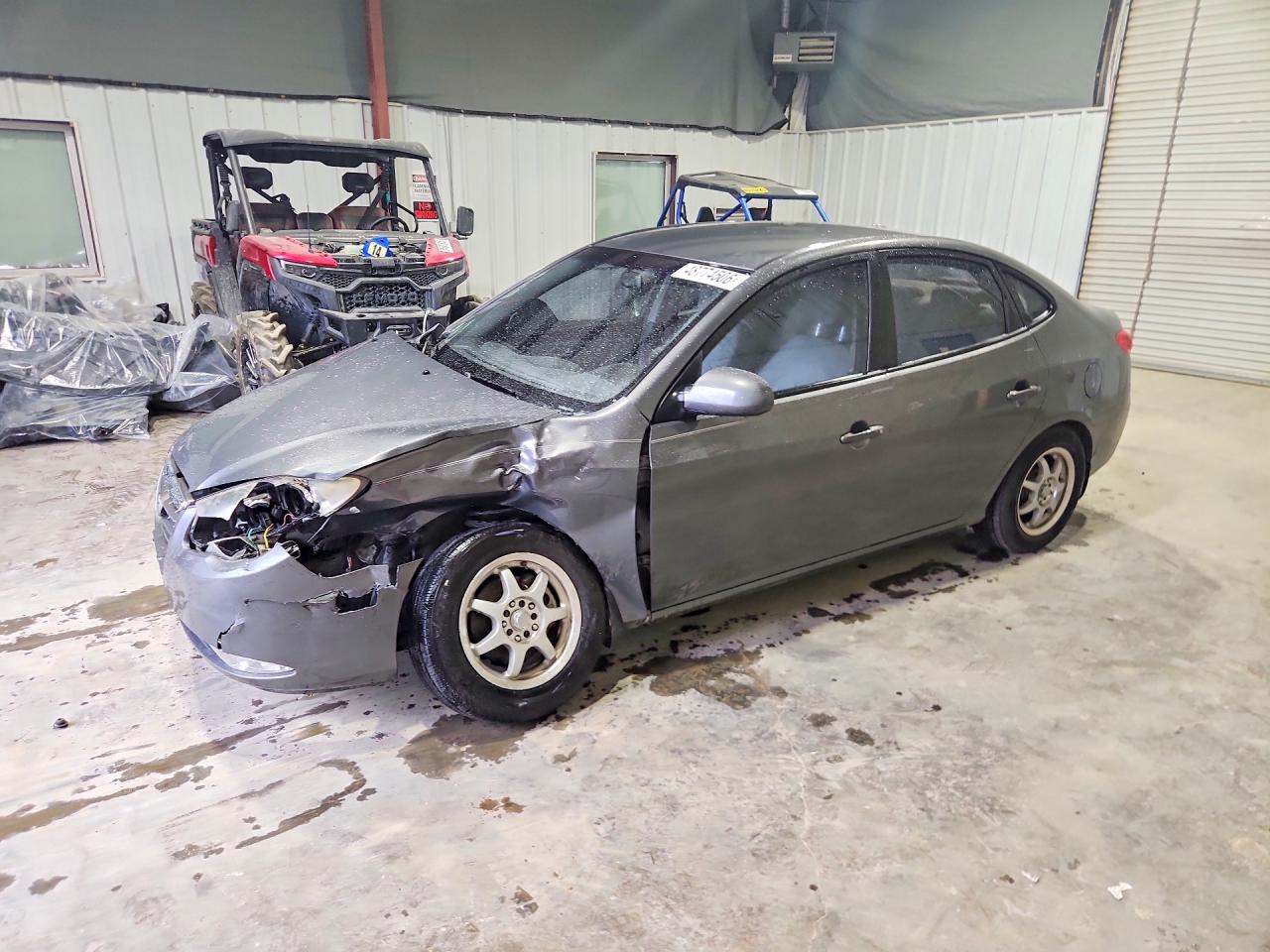 Salvage Hyundai ELANTRA Image