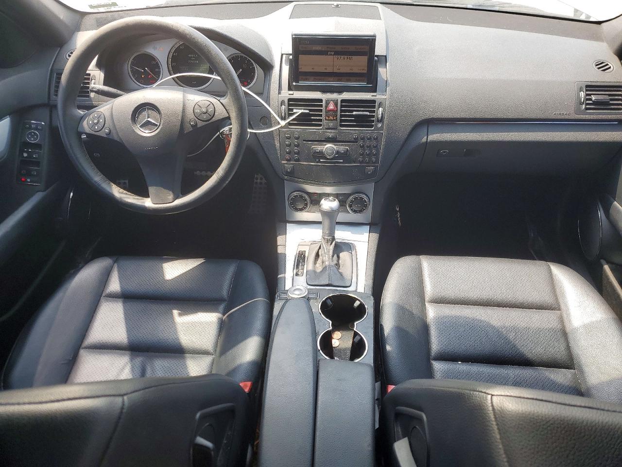 Mercedes-Benz C-Class 300