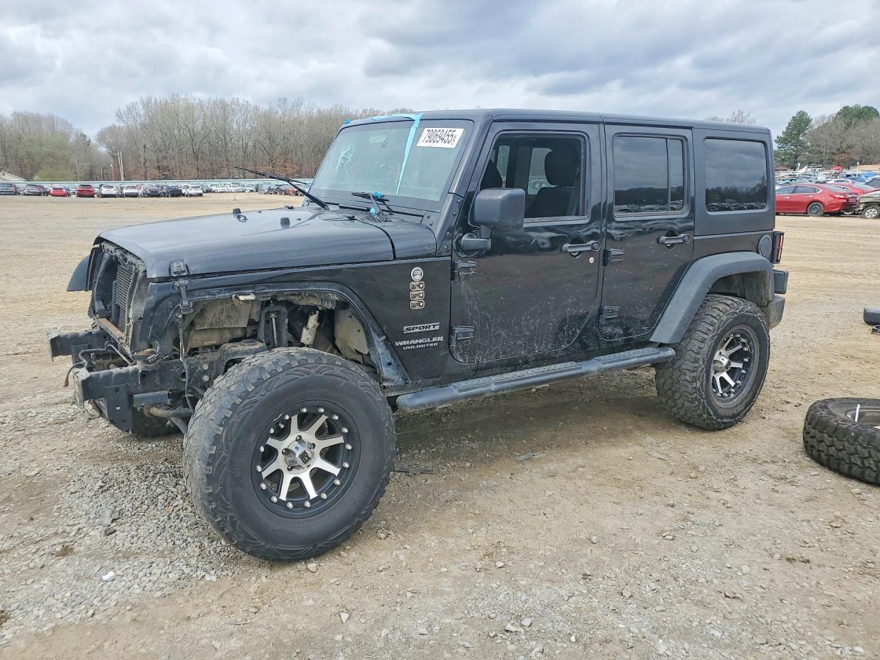 Salvage Jeep Wrangler Image