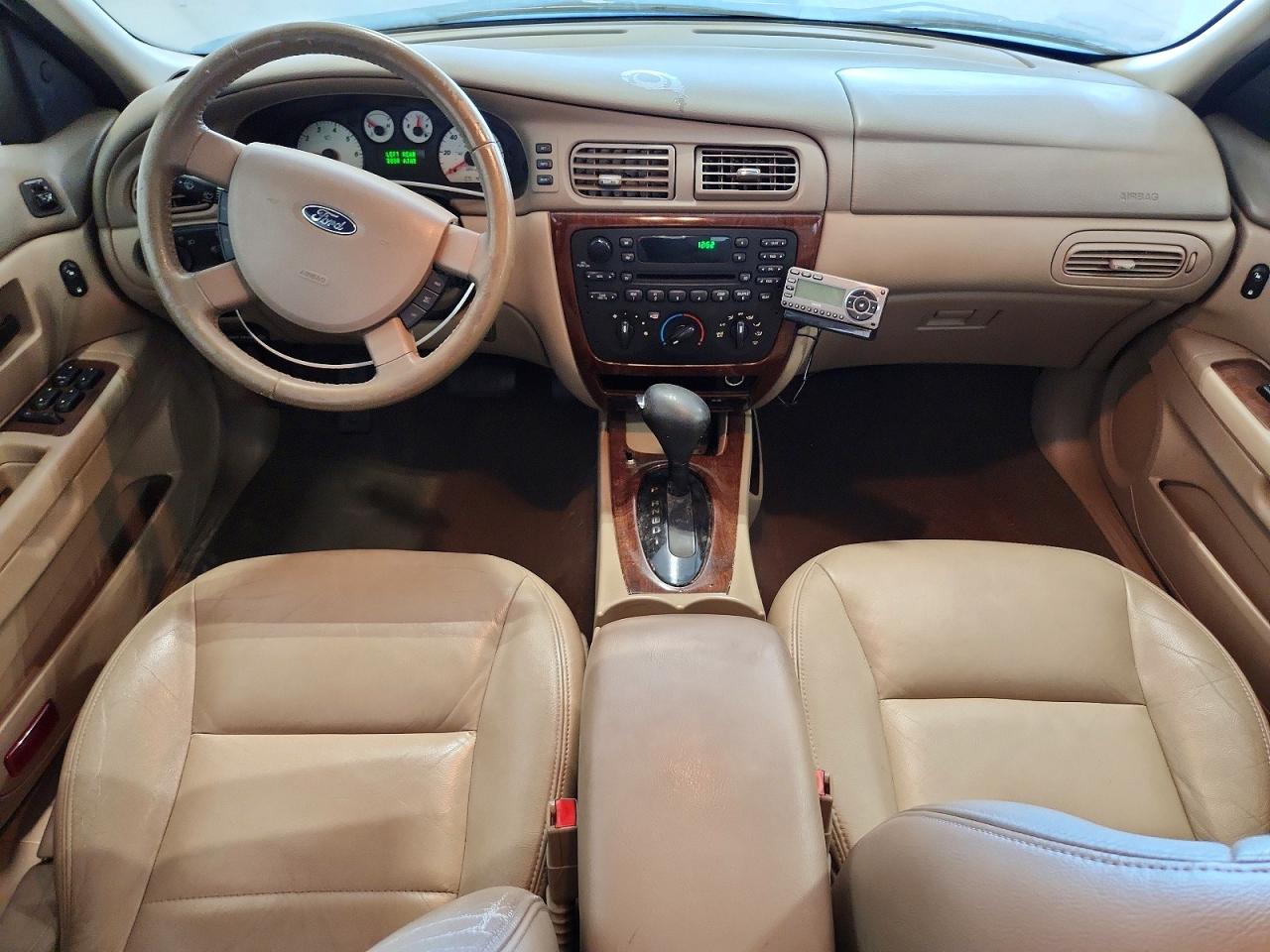 Ford Taurus Sel