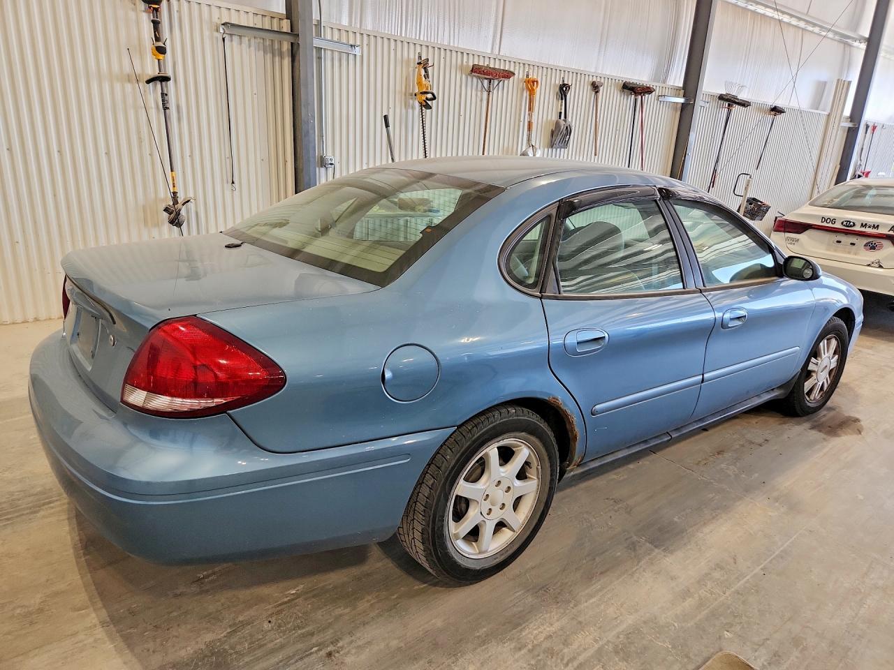 Ford Taurus Sel