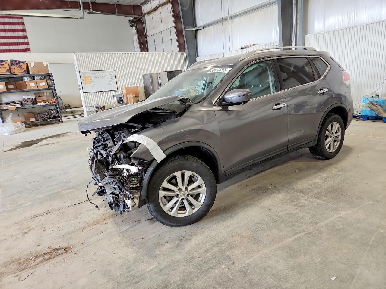 Salvage Nissan Rogue Image
