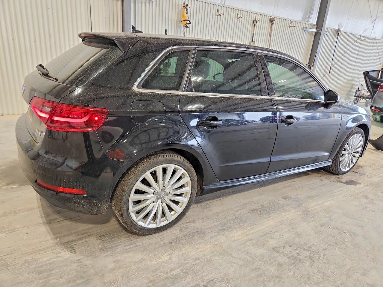 Audi A3 E-tron Premium Plus