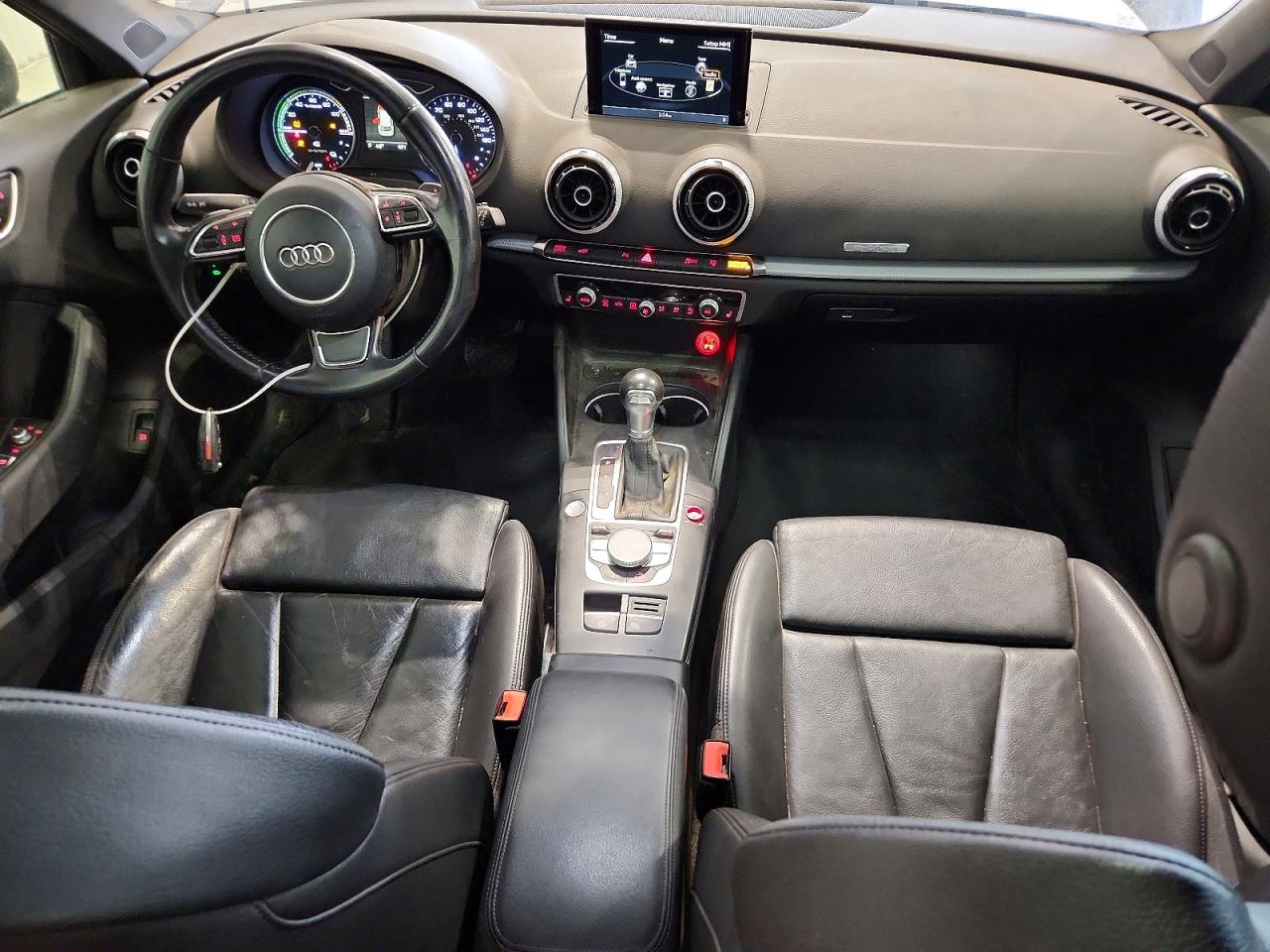 Audi A3 E-tron Premium Plus