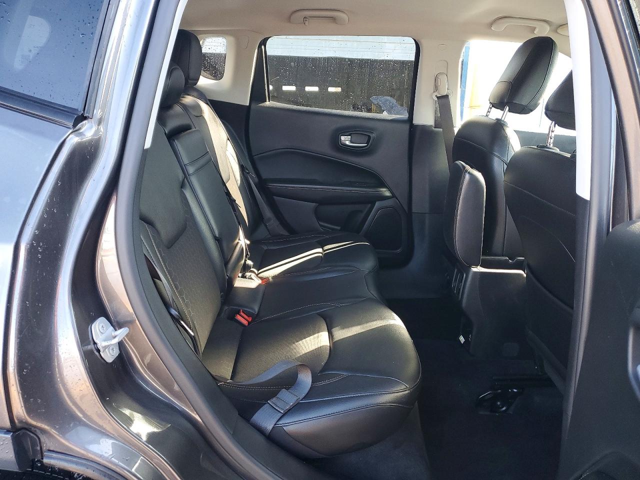 Jeep Compass Latitude