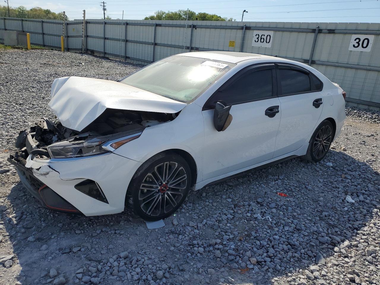 Salvage Kia Forte Image