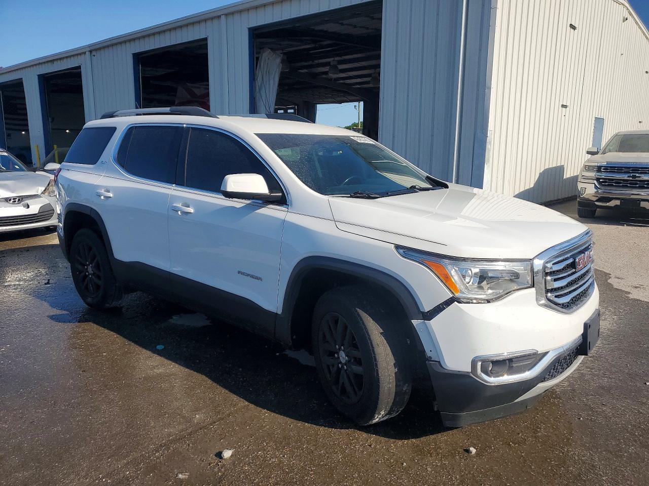 GMC Acadia Slt-1