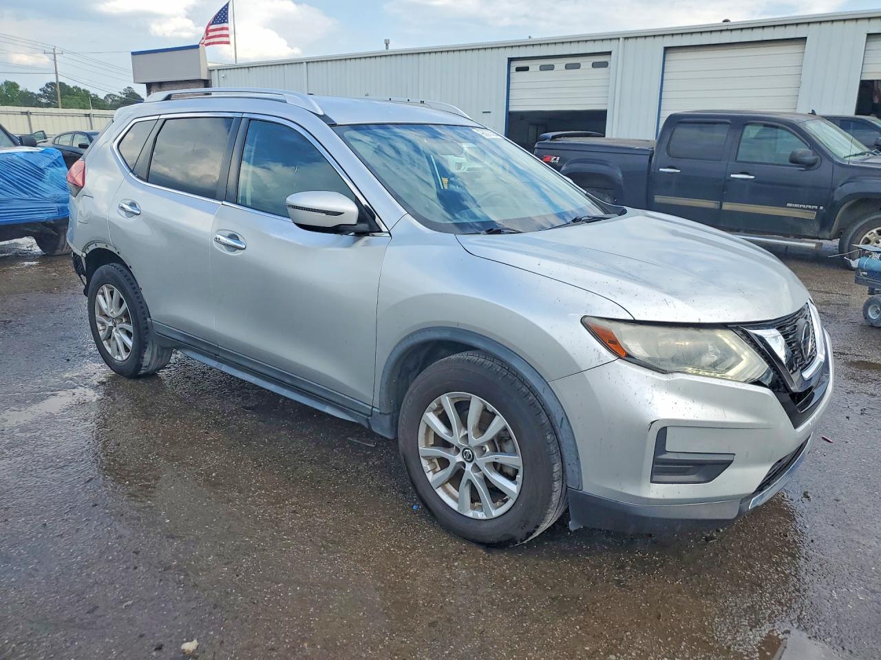 Nissan Rogue Sv