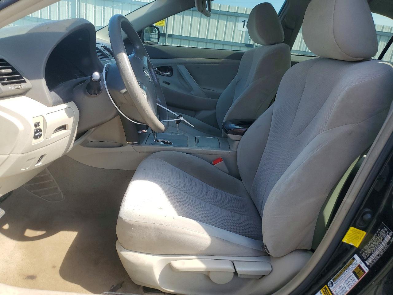 Toyota Camry Base