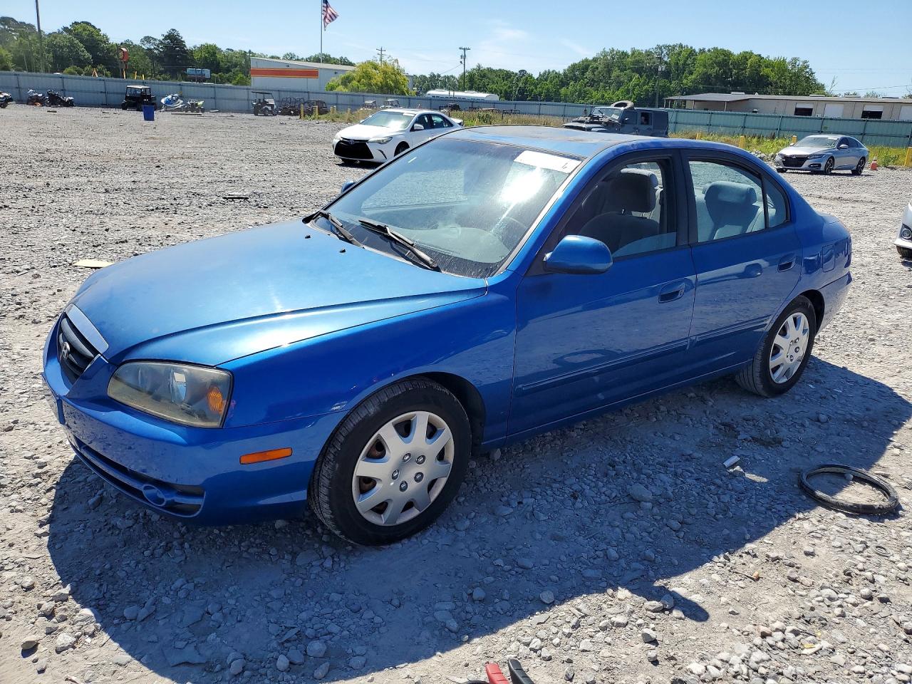 Salvage Hyundai ELANTRA Image