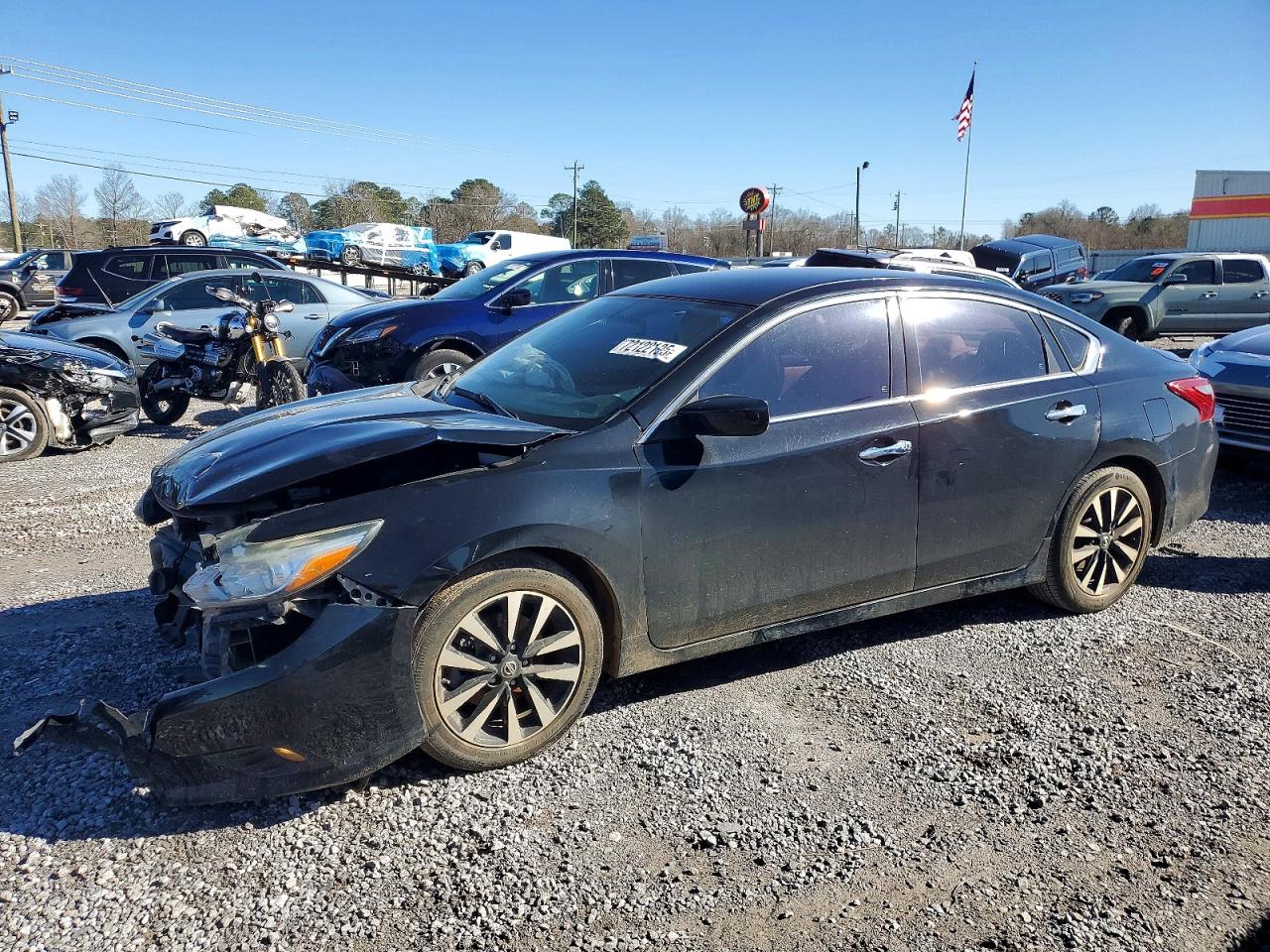 Salvage Nissan Altima Image