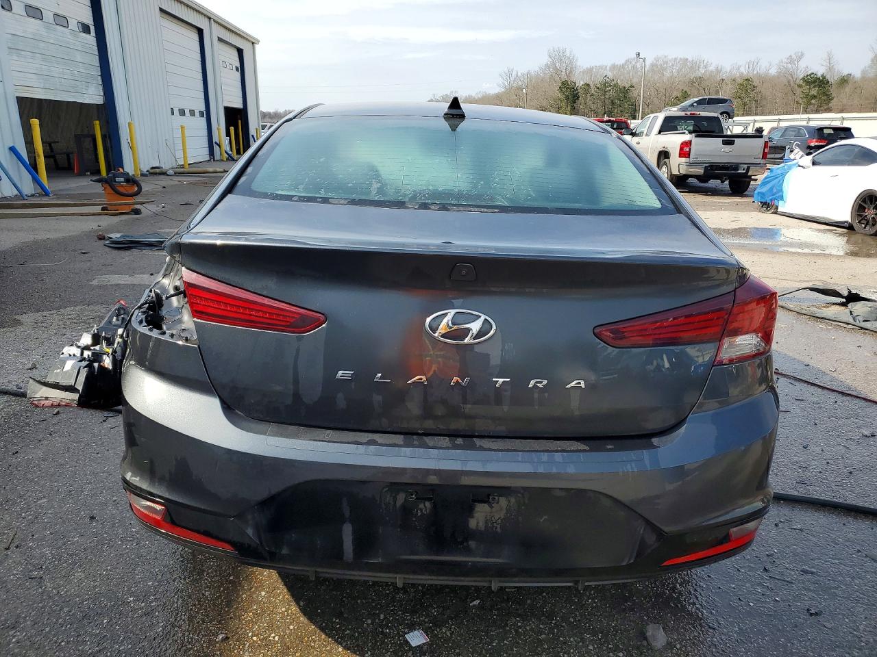Hyundai ELANTRA Limited