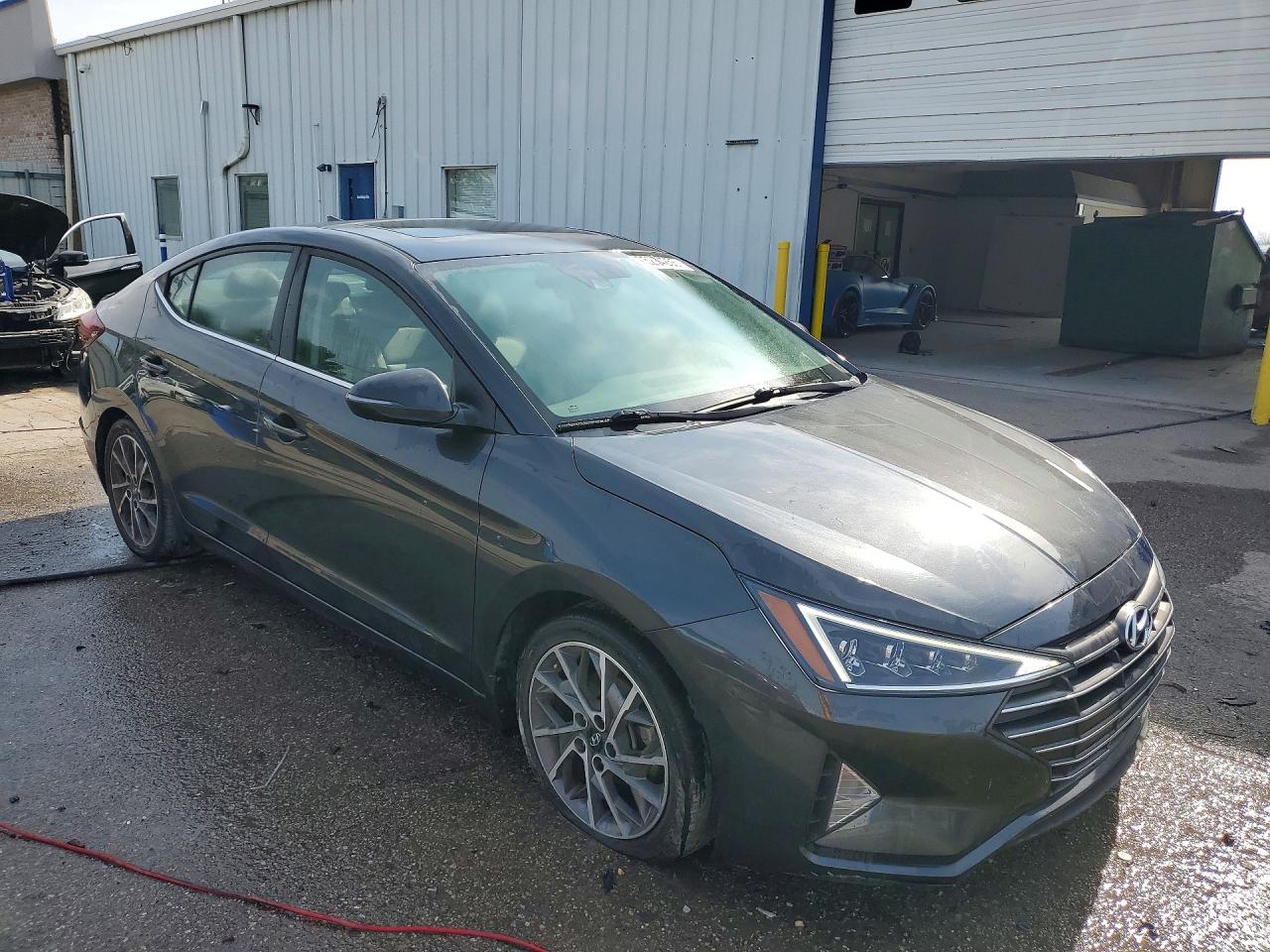 Hyundai ELANTRA Limited