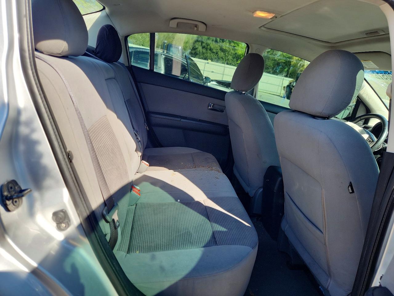 Nissan Sentra 2.0