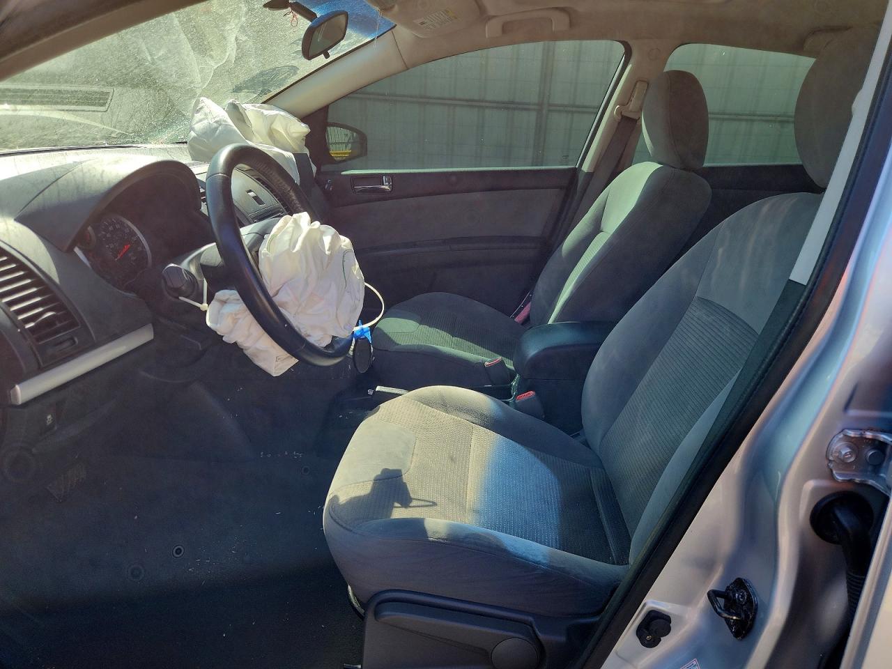 Nissan Sentra 2.0