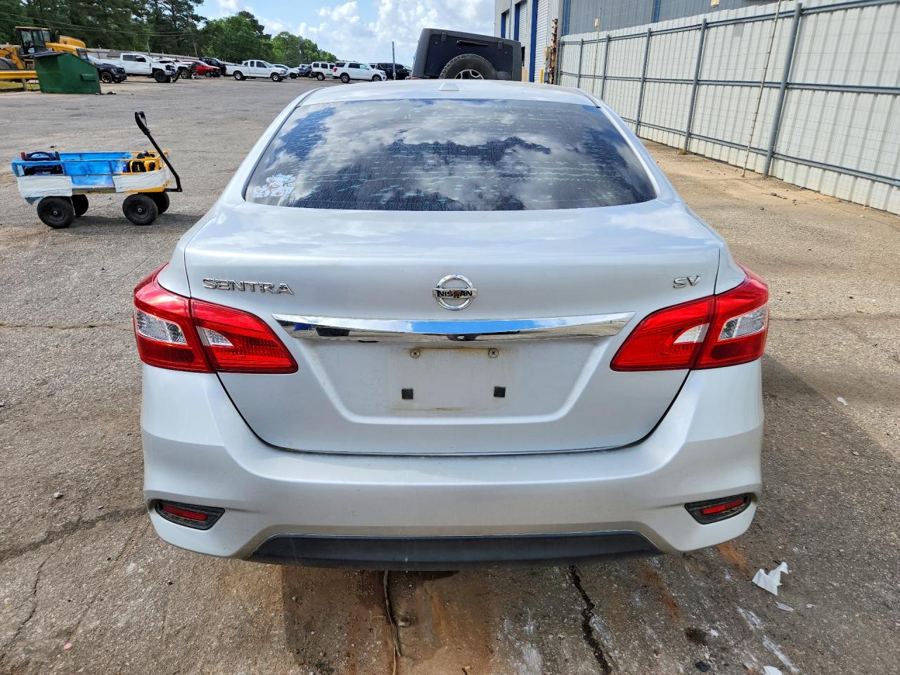Nissan Sentra