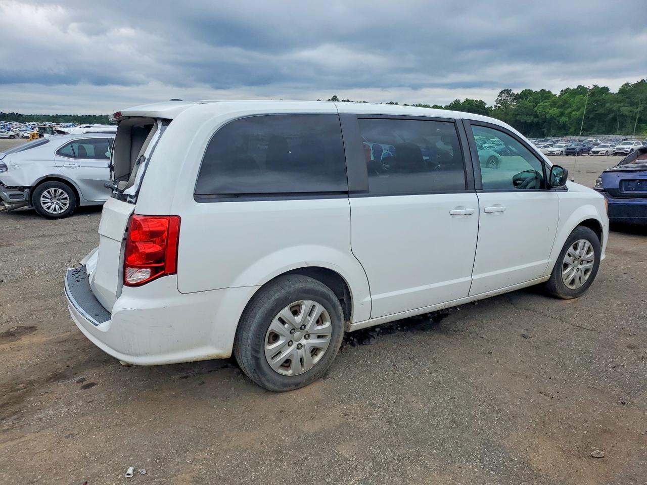 Dodge Caravan Se