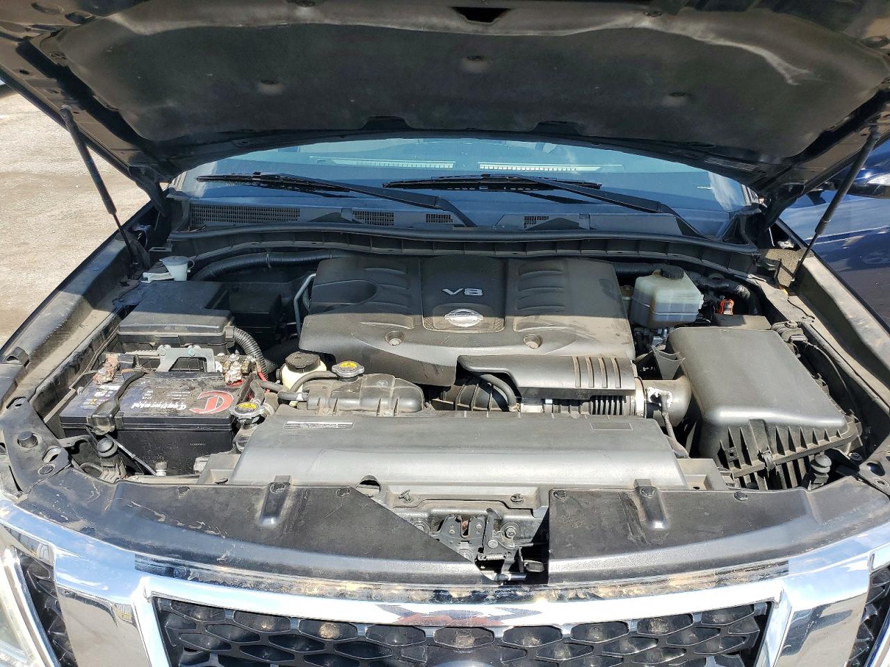 Nissan Armada Sv