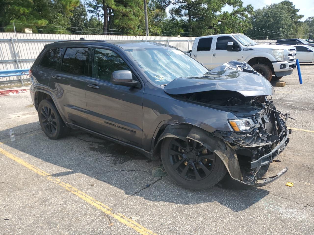 Jeep Cherokee Laredo