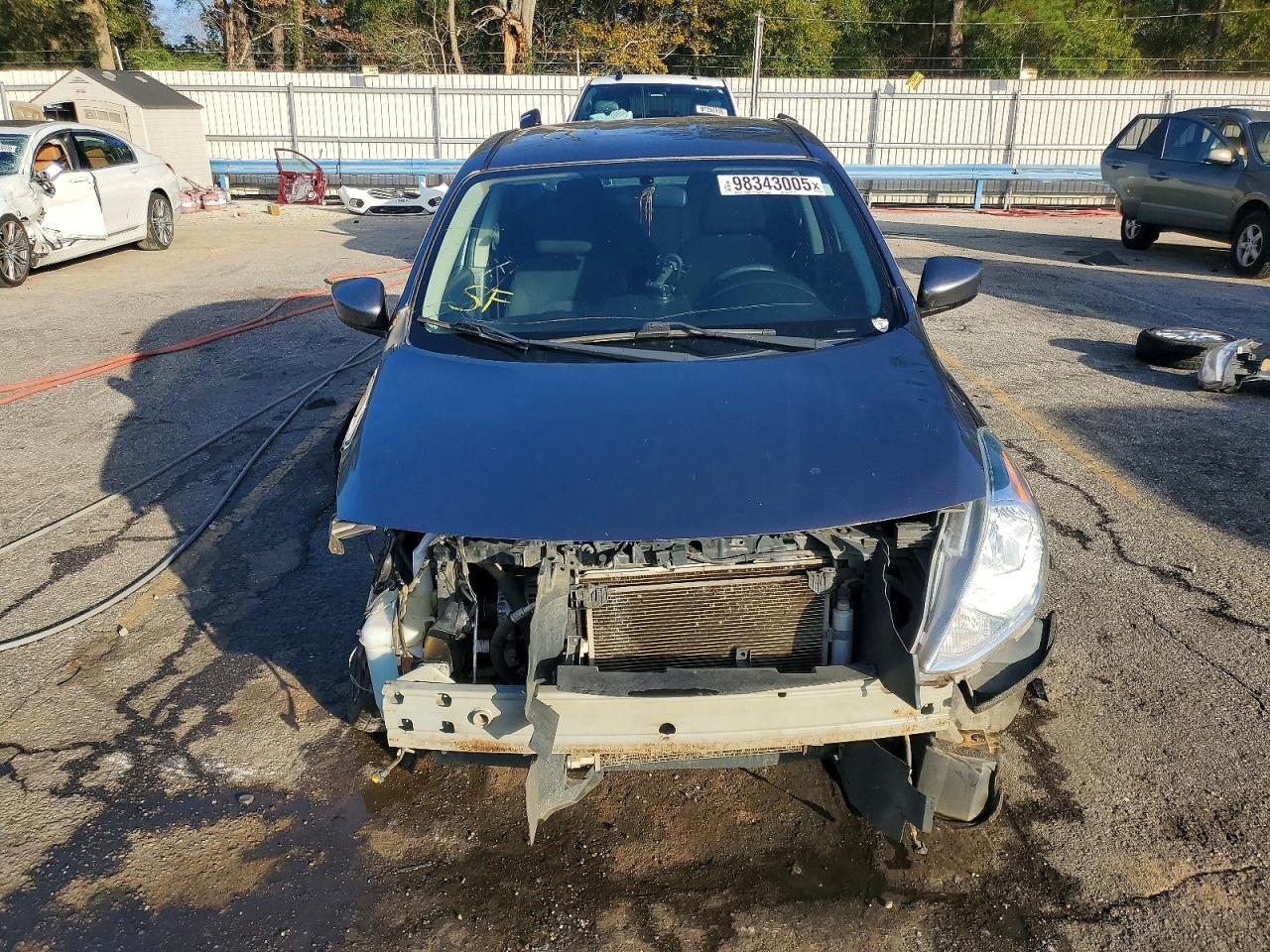 Nissan Versa Sv