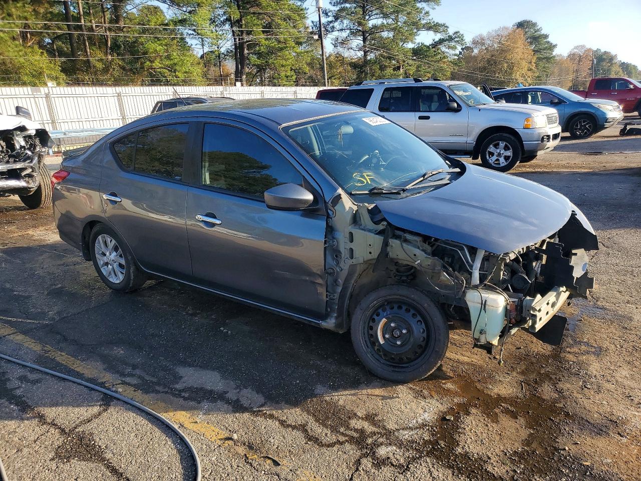 Nissan Versa Sv